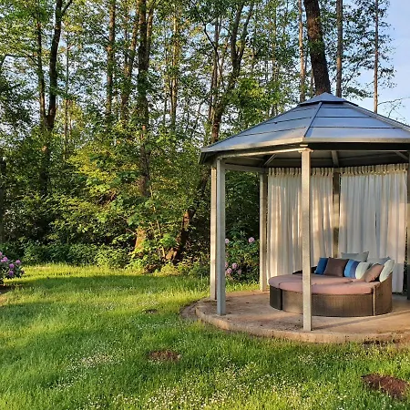 Brodthage, App. 4 Apartment *